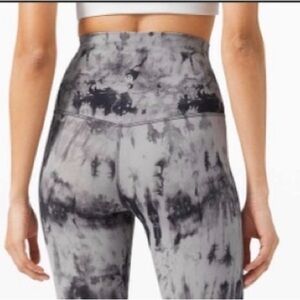 Lululemon Diamond Dye Lunar Rock High-Waist Biker Shorts Sz 6